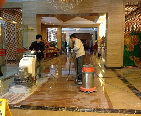 河池市都安環(huán)球假日大酒店石材翻新、大堂清洗保潔-南寧石材翻新公司 南寧大堂清洗保潔公司